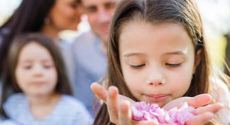 Nah- und Fernreisen - 5 geheime Reiseziele für Familien im Frühling 2023 Nah- und Fernreisen - 5 geheime Reiseziele für Familien im Frühling 2023