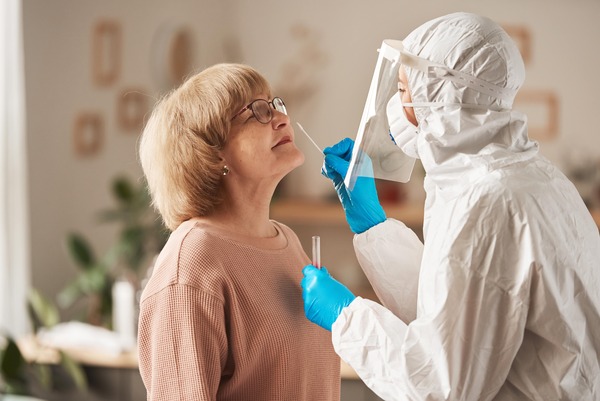 Welche COVID-19-Regelungen gelten zurzeit im Ausland? Welche COVID-19-Regelungen gelten zurzeit im Ausland?